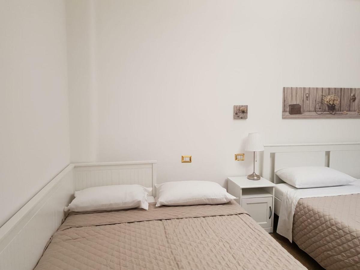 Interno Dieci Rome Extérieur photo